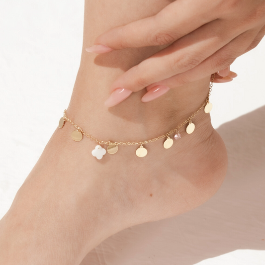 14K Gold Dangle Disc W/ Pearl Clover Anklet- Beach Jewelry- Trendy Summer Anklet- Gift For Bridal - Anniversary Gift - Summer Jewelry